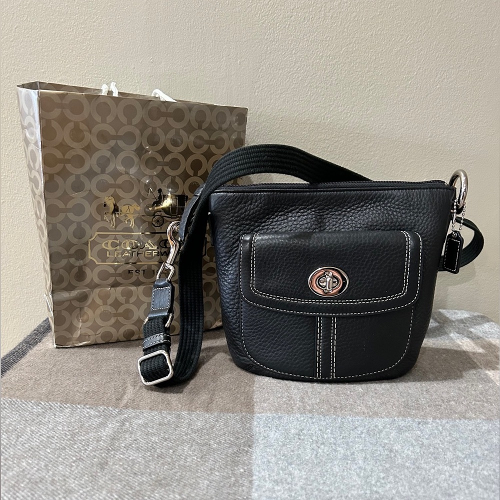 Black coach leather crossbody bag - perfect condition.